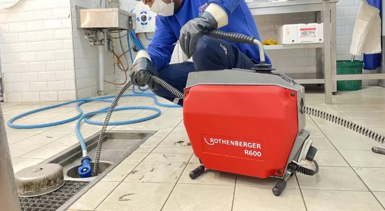 Sariyer Tesisatci Gider Mutfak Açmak 